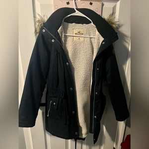 Parka Hollister original  / good condition color blue navy and best Ofer,size M,